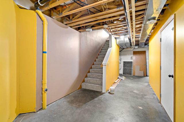 2402 16th Avenue S, Minneapolis, MN 55404