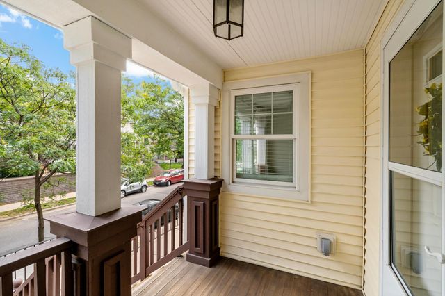 2402 16th Avenue S, Minneapolis, MN 55404