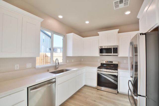 809 Big Range Way, Rocklin, CA 95765