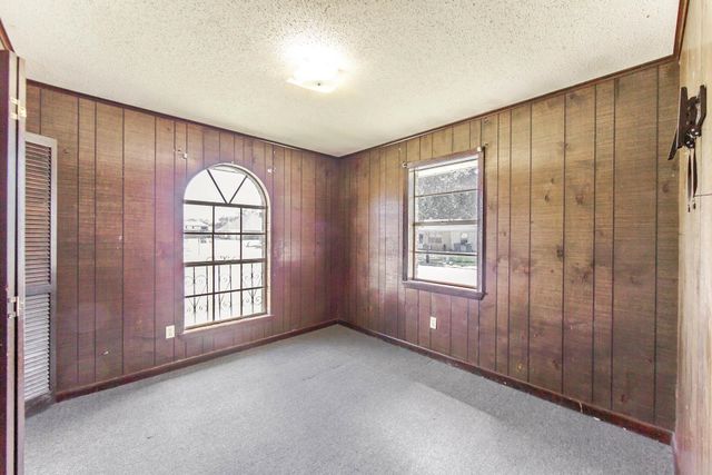 1003 Debra Ct, Morgan City, LA 70380