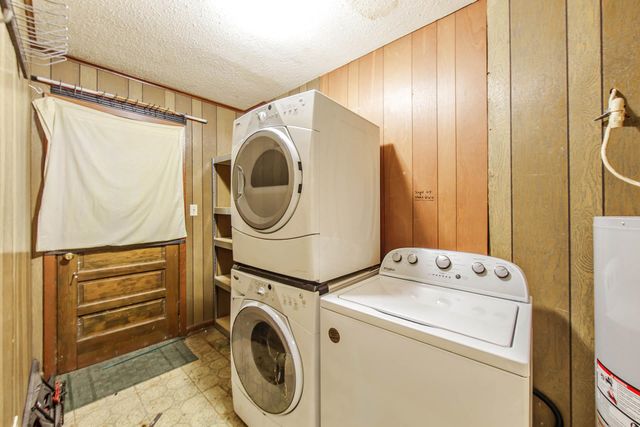 1003 Debra Ct, Morgan City, LA 70380