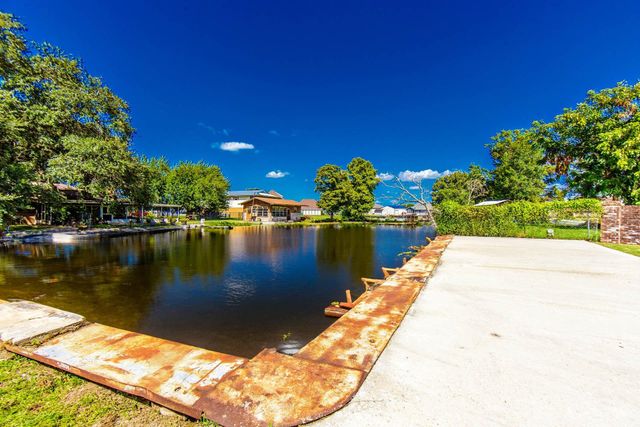 1003 Debra Ct, Morgan City, LA 70380