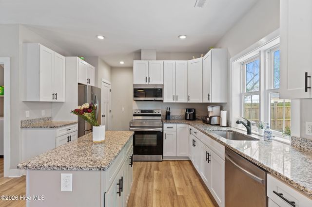 1106 S 4th Street, Wilmington, NC 28401