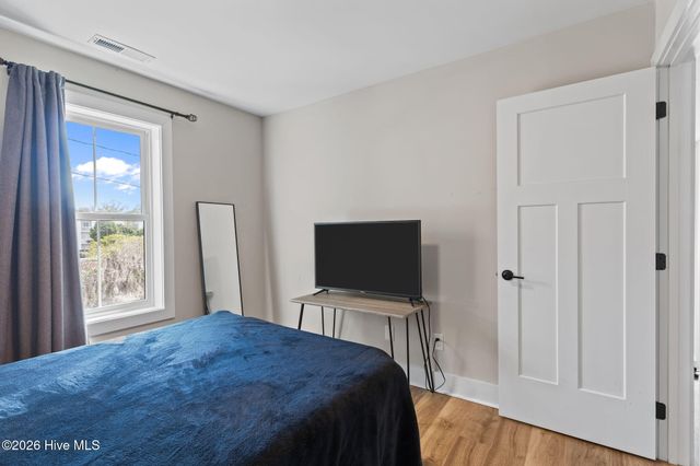 1106 S 4th Street, Wilmington, NC 28401