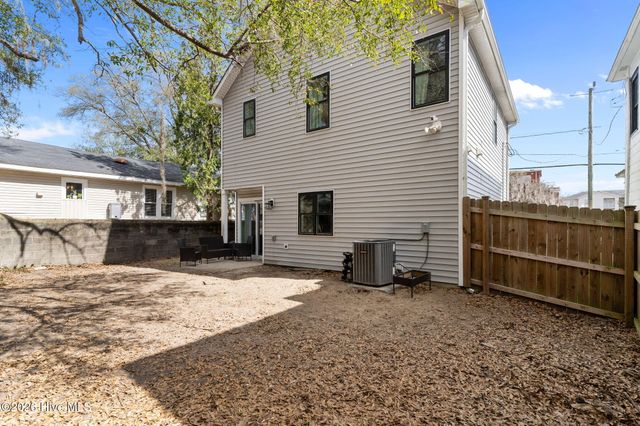 1106 S 4th Street, Wilmington, NC 28401