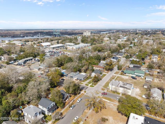 1106 S 4th Street, Wilmington, NC 28401