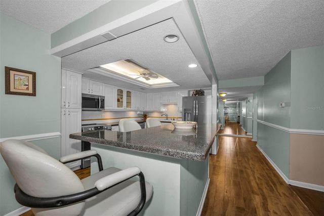 851 BAYWAY BOULEVARD 101, Clearwater Beach, FL 33767