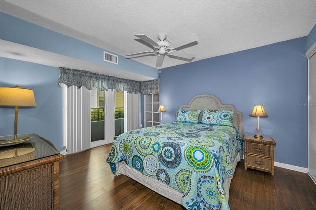 851 BAYWAY BOULEVARD 101, Clearwater Beach, FL 33767