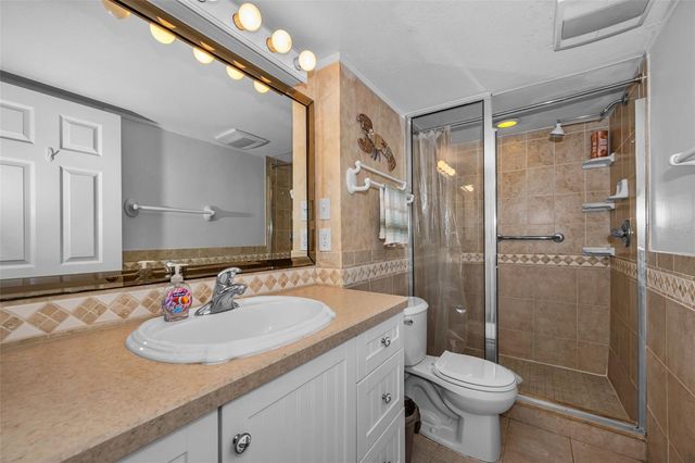 851 BAYWAY BOULEVARD 101, Clearwater Beach, FL 33767