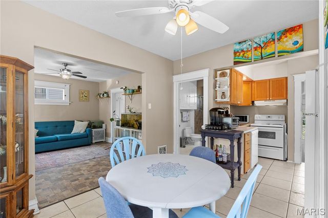 10225 Driver Avenue, Overland, MO 63114