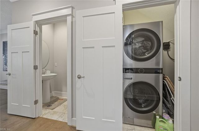 4320 Alvah Martin WAY, Chesapeake, VA 23324