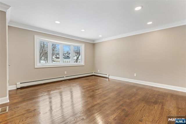 26 Genevieve Avenue 2, Hawthorne, NJ 07506