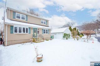 26 Genevieve Avenue 2, Hawthorne, NJ 07506