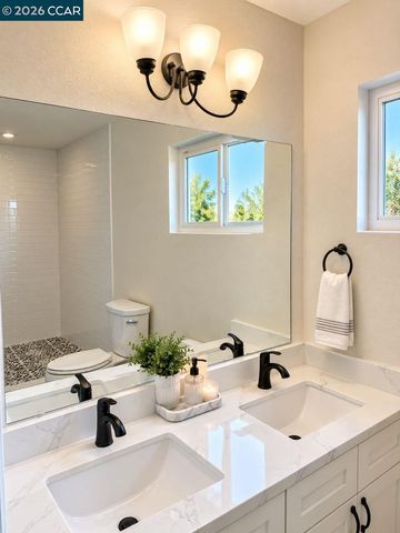 7597 Canterbury Ln, Dublin, CA 94568
