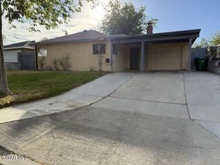 44025 Fig Avenue, Lancaster, CA 93534