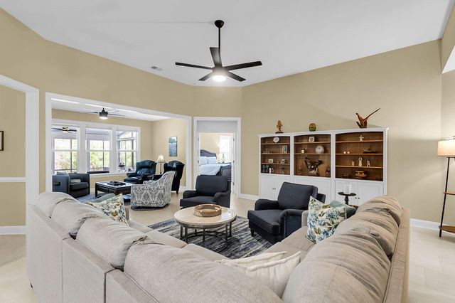 3062 Cross Vine Lane, Summerville, SC 29483