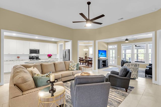 3062 Cross Vine Lane, Summerville, SC 29483