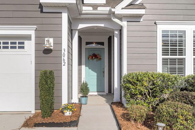 3062 Cross Vine Lane, Summerville, SC 29483