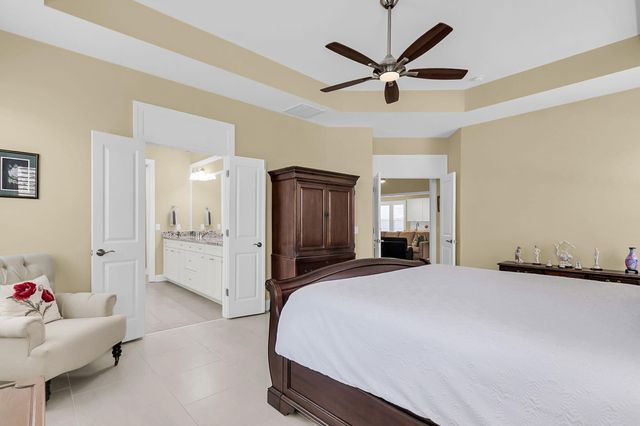 3062 Cross Vine Lane, Summerville, SC 29483