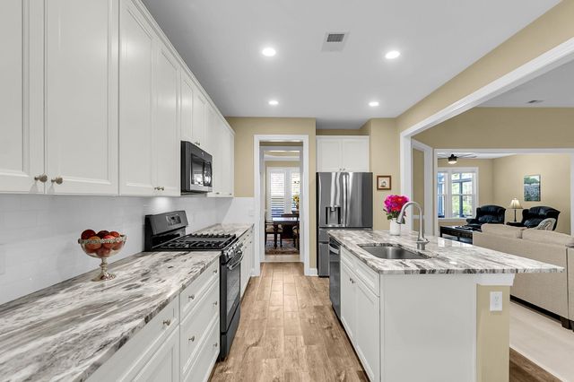 3062 Cross Vine Lane, Summerville, SC 29483