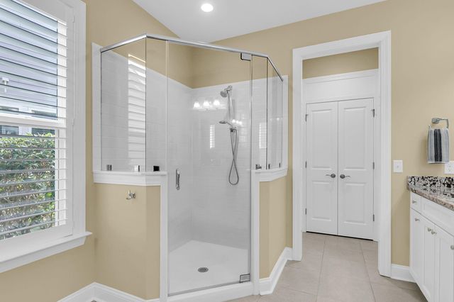 3062 Cross Vine Lane, Summerville, SC 29483