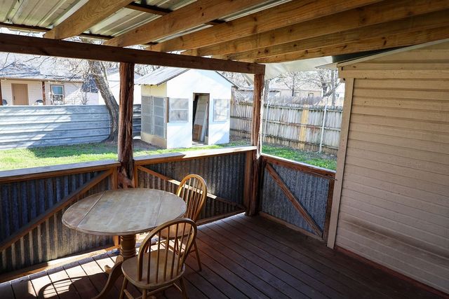 955 N Stephen Avenue, Stephenville, TX 76401