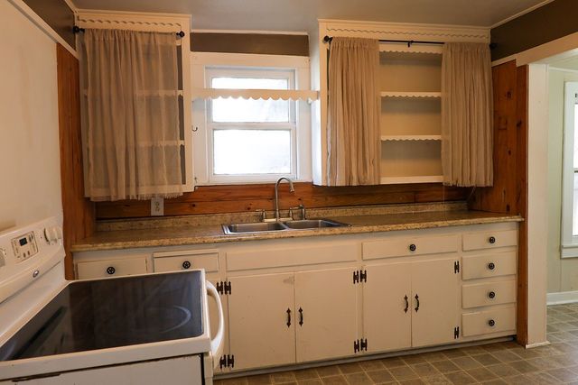 955 N Stephen Avenue, Stephenville, TX 76401