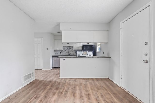 1248 Meriweather Avenue, Fort Worth, TX 76115