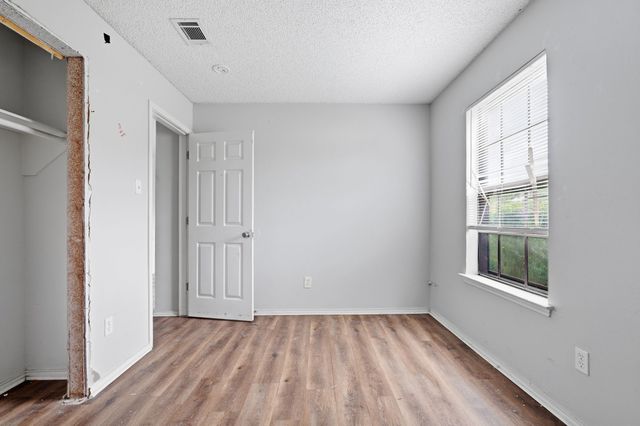 1248 Meriweather Avenue, Fort Worth, TX 76115