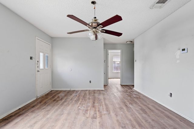 1248 Meriweather Avenue, Fort Worth, TX 76115