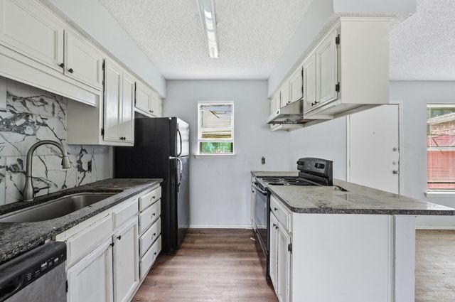 1248 Meriweather Avenue, Fort Worth, TX 76115