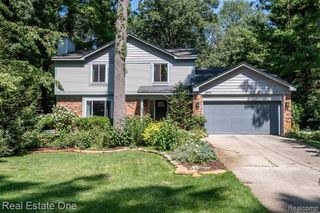 4079 Cumberland Court, Commerce Twp, MI 48390