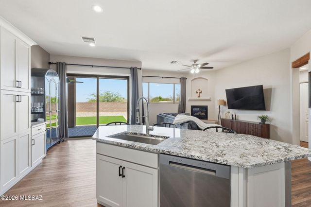 13969 E Sage Hills Drive, Vail, AZ 85641