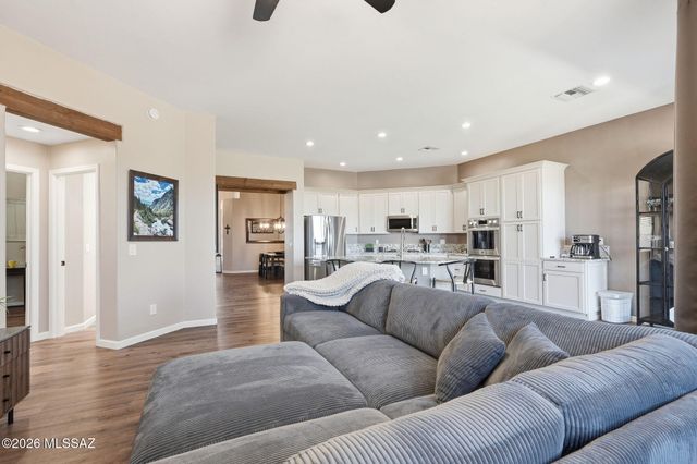 13969 E Sage Hills Drive, Vail, AZ 85641