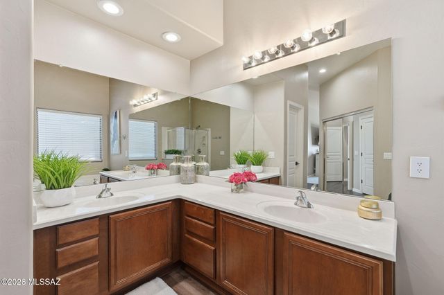 13969 E Sage Hills Drive, Vail, AZ 85641