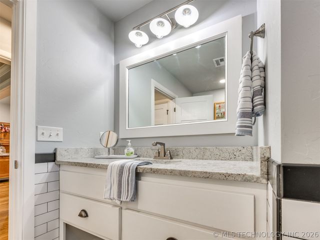 723 Poplar Avenue, Yukon, OK 73099