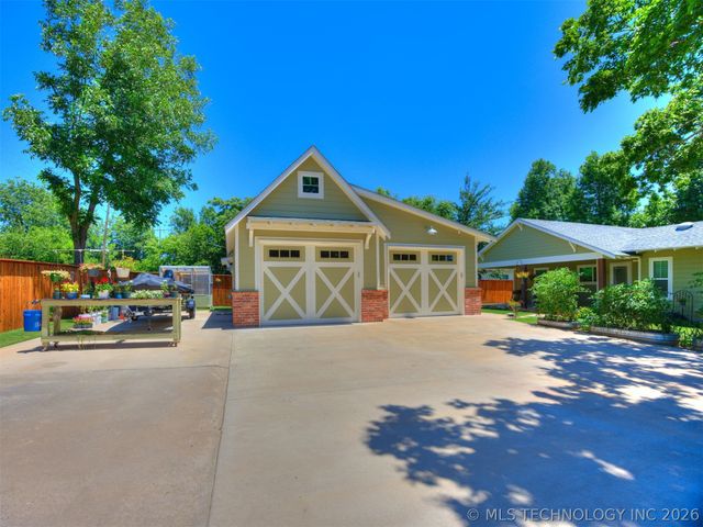 723 Poplar Avenue, Yukon, OK 73099