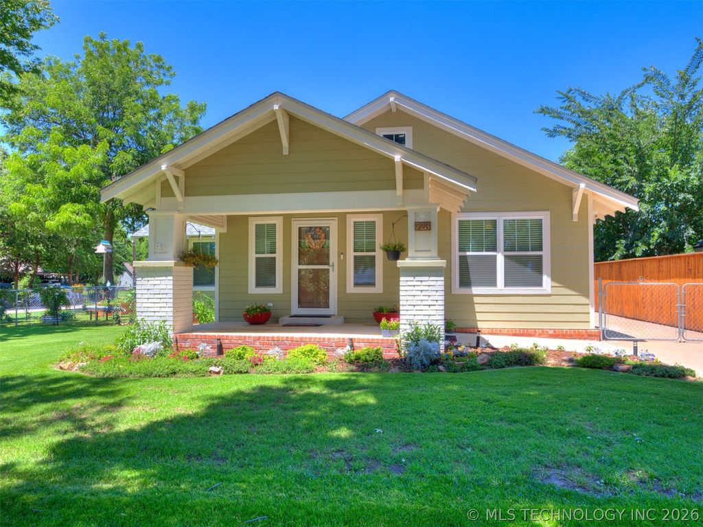 723 Poplar Avenue, Yukon, OK 73099