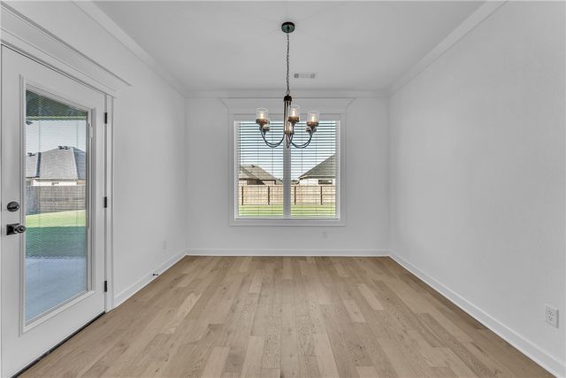 2401 Abbott Lane, Pea Ridge, AR 72751