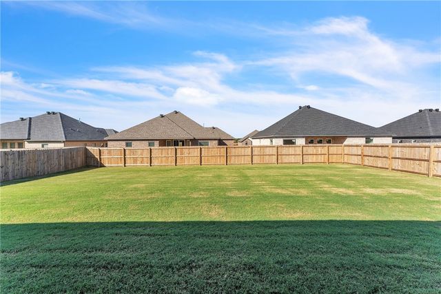 2401 Abbott Lane, Pea Ridge, AR 72751