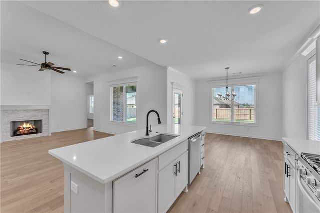 2401 Abbott Lane, Pea Ridge, AR 72751