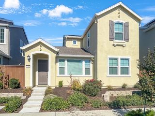 1383 Hadley Dr, Woodland, CA 95776