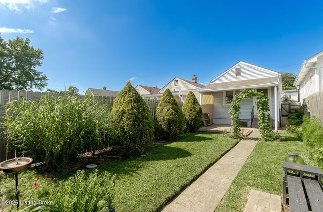 1213 Goss Ave, Louisville, KY 40217