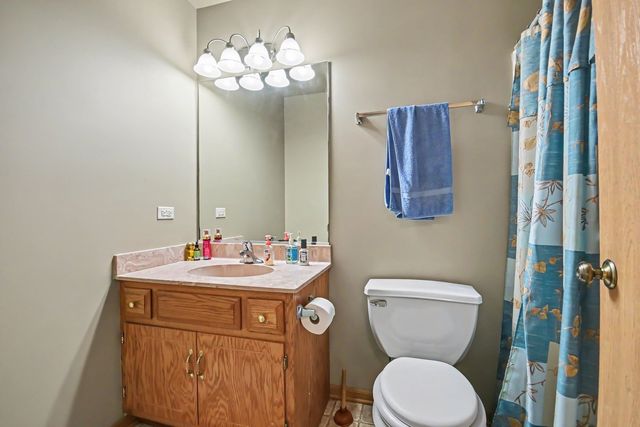 5712 Kathryn Lane, Matteson, IL 60443