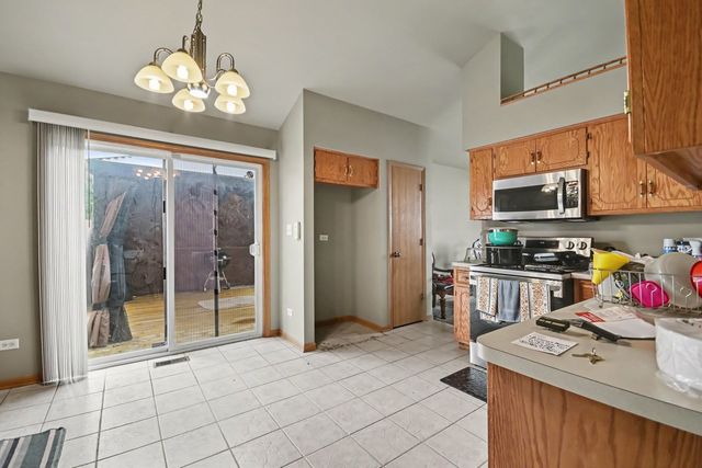 5712 Kathryn Lane, Matteson, IL 60443