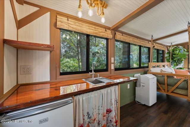 4229 LAZY ACRES Road, Middleburg, FL 32068