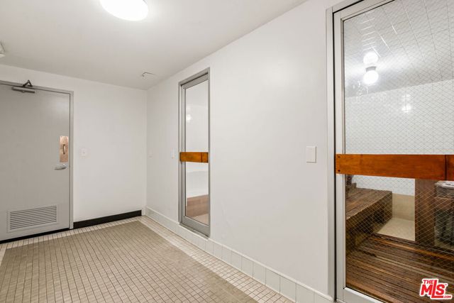 800 W 1st Street 3001, Los Angeles, CA 90012