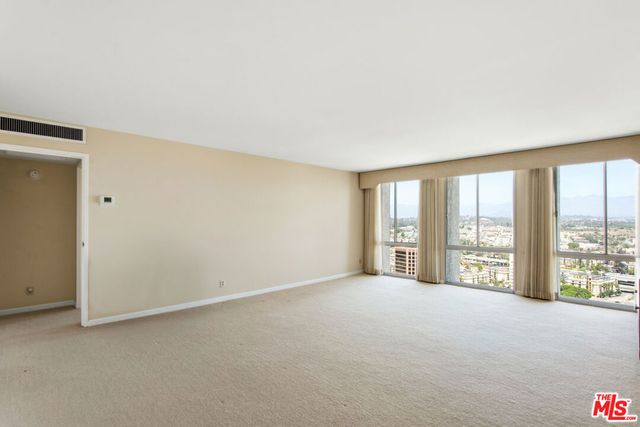 800 W 1st Street 3001, Los Angeles, CA 90012