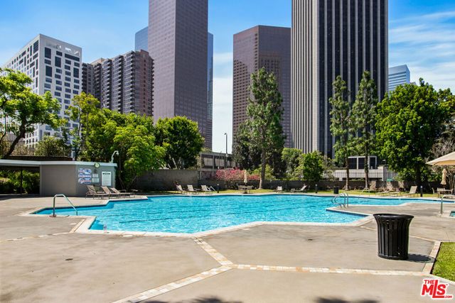 800 W 1st Street 3001, Los Angeles, CA 90012