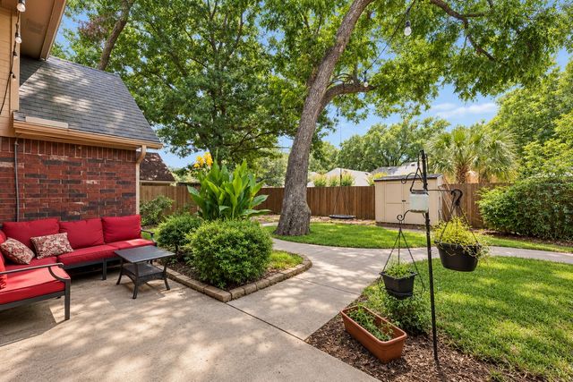 1909 Pecan Ridge Drive, Rowlett, TX 75088